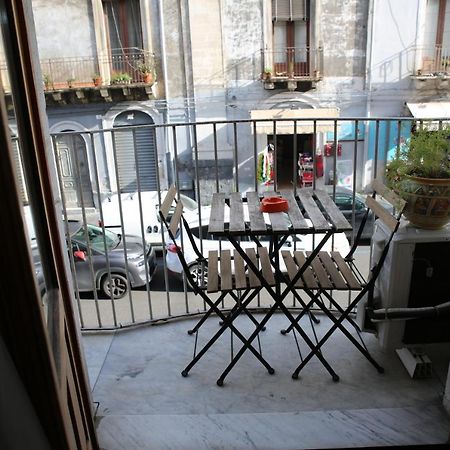 Uzeda Inn Apartment Catania Ngoại thất bức ảnh